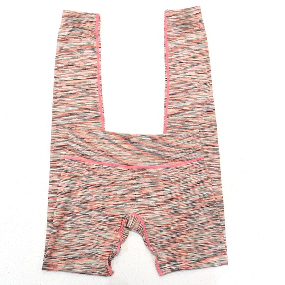 Tri-Color Leggings In Pink - Picture 2 of 4